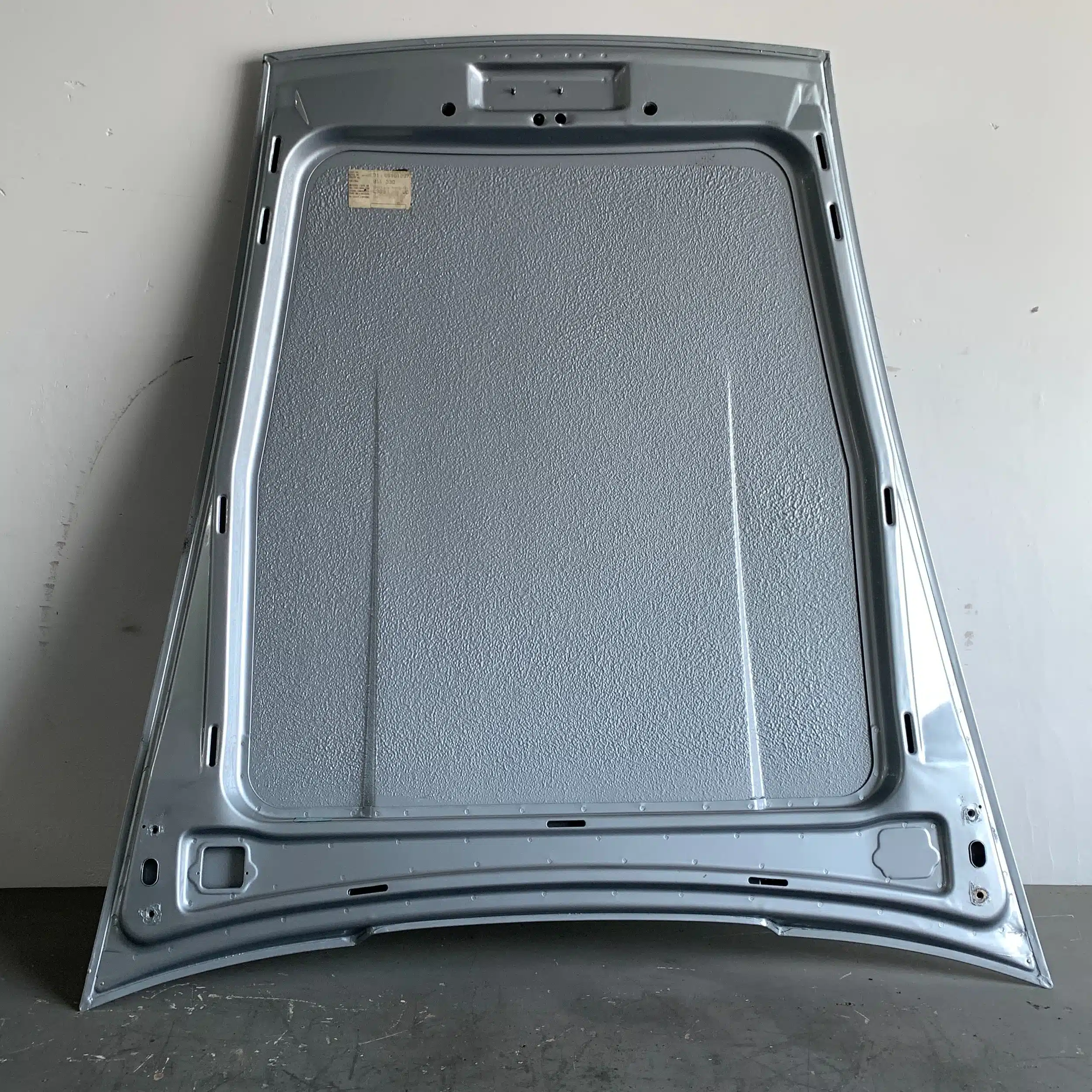 Hood Porsche 911 G Model. Years (1974-89) PET: 91151101003. Silver color - Image 2