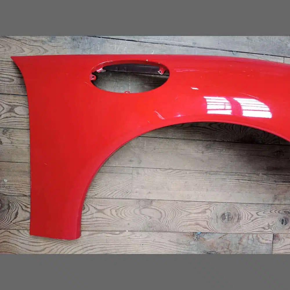 Aleta delantera derecha Porsche 996. PET: 99650303204GRV. Color Rojo. - Imagen 3
