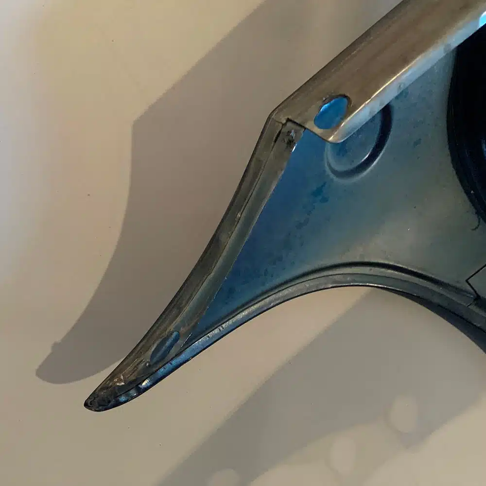 Front wing left side Porsche 964 PET: 96450303102. Blue color - Image 10