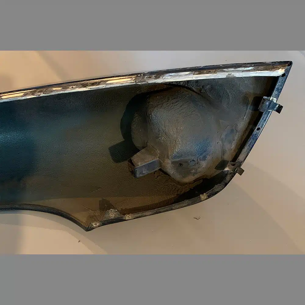 Front wing left side Porsche 964 PET: 96450303102. Blue color - Image 12