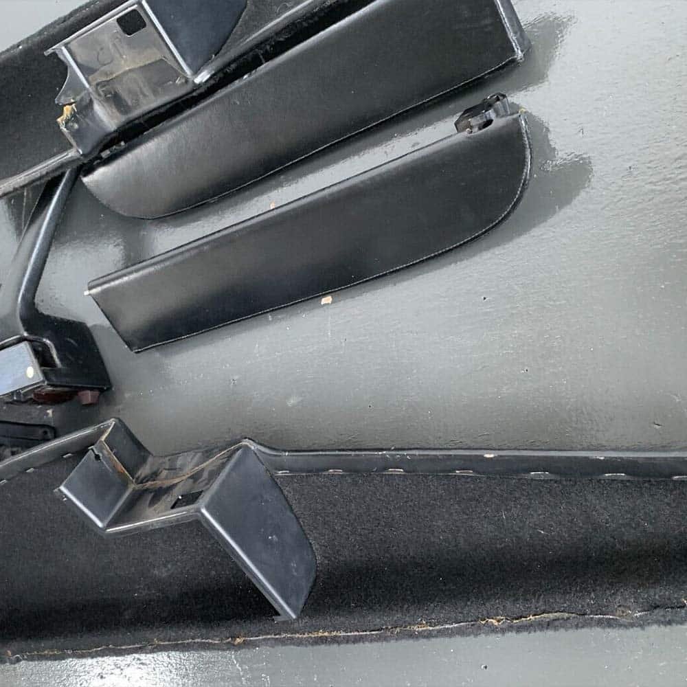 Paneles interior puerta Porsche 911/964. PET: 911555031 1kx Izquierda y PET: 911555032 1kx derecha. Piel genuina color Negro. - Imagen 3