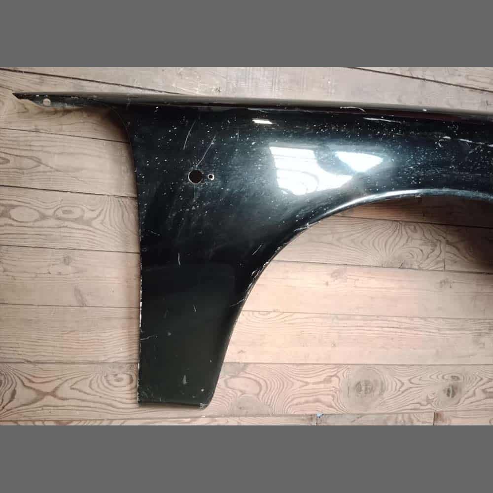 Front wings, left PET: 96450303102 and right PET: 96450303202 for Porsche 964. Black color - Image 12