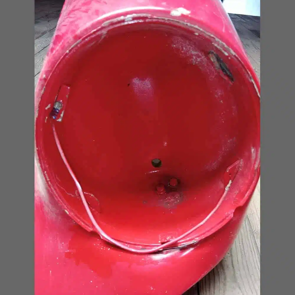 Front Wings, left and right for Porsche 911 (1974-89). Red color - Image 6