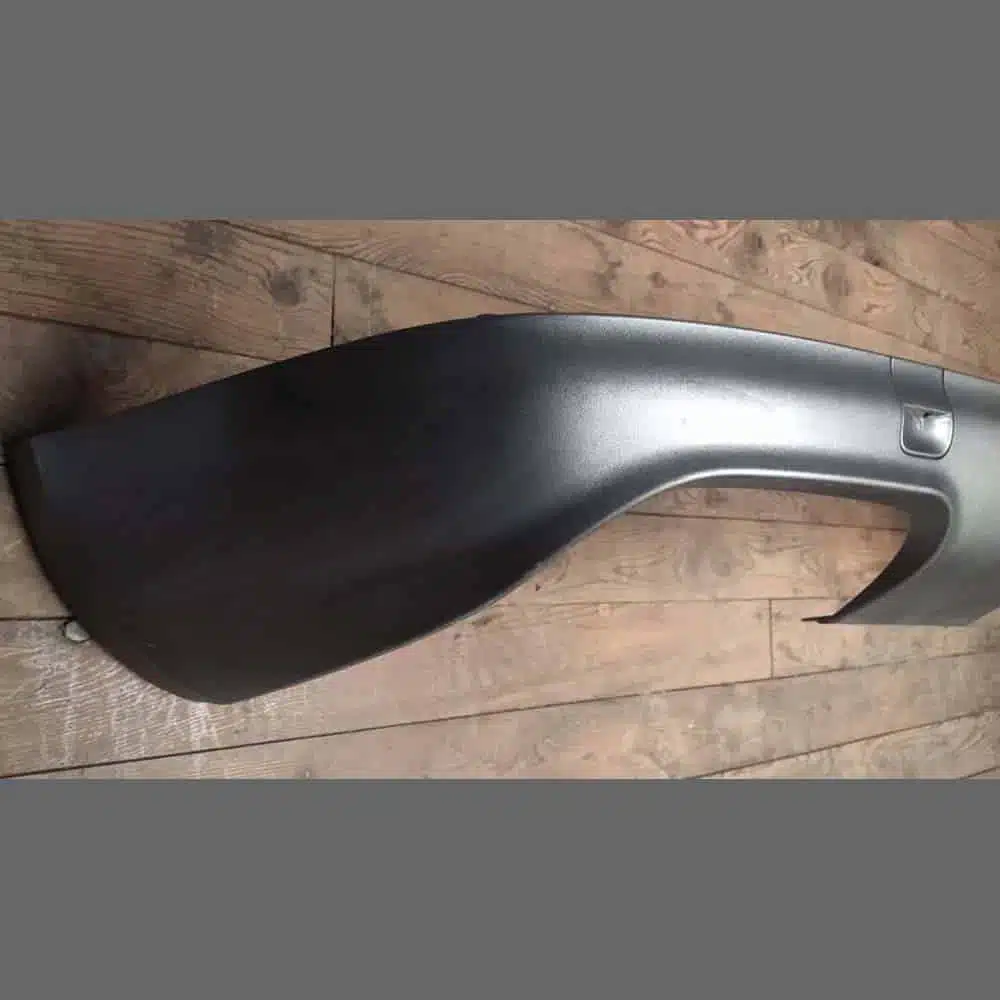 Rear spoiler, optional 4-pipe sports exhaust for Porsche Cayenne 955. PET: 95550552104. Black color - Image 3