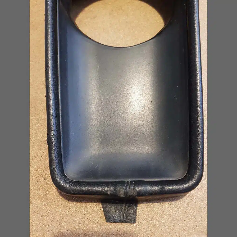 Center console Porsche 911 G Model. PET: 91155203003. Black color. - Image 3