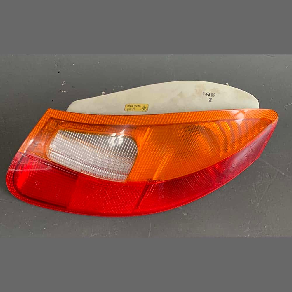 Housing Right rear pilot Porsche 986