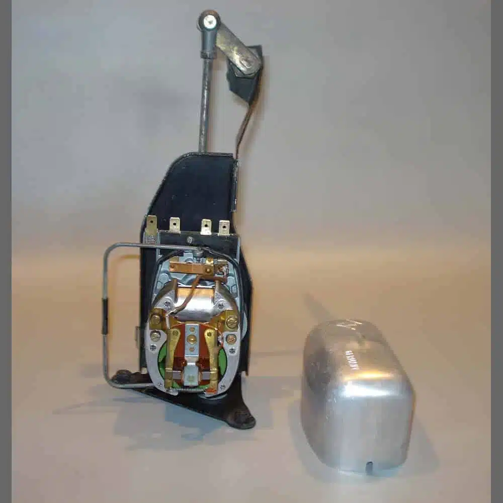 windshield wiper motor with arm Porsche 911/912 . PET: 91162806300 - Image 3