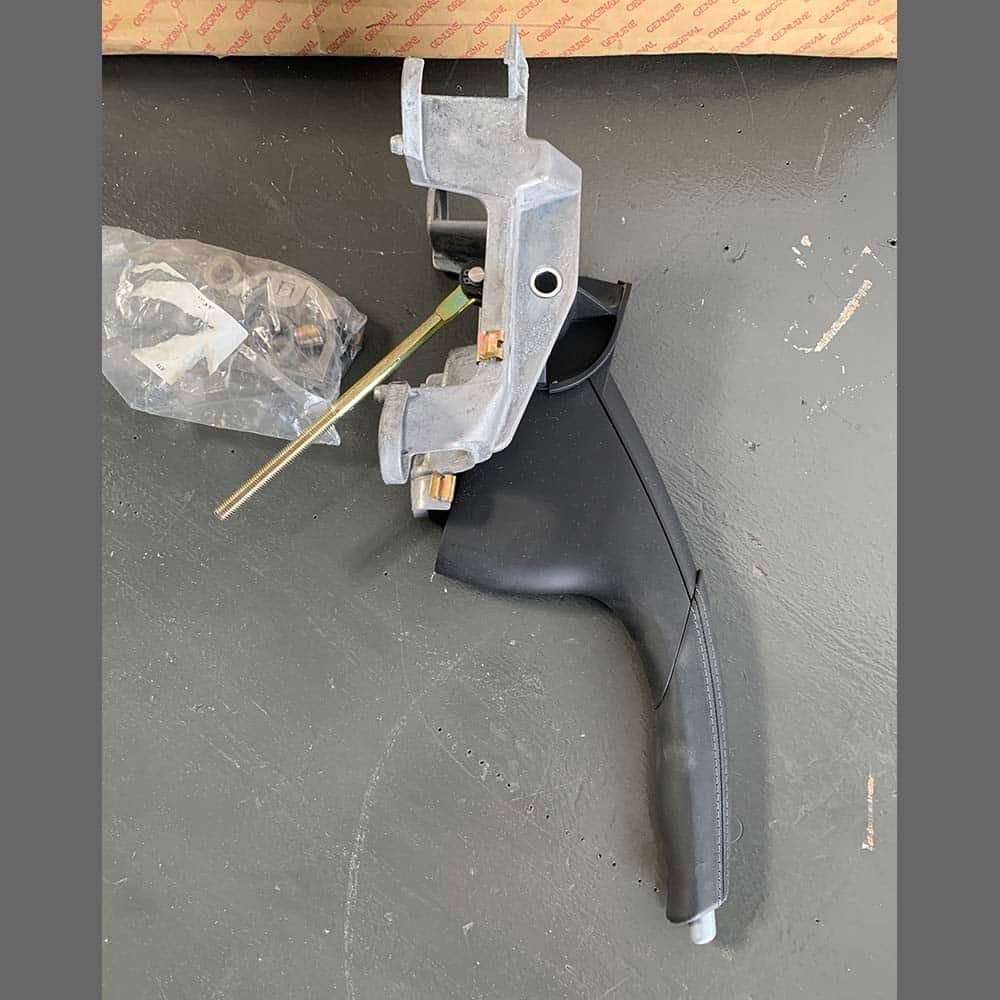 Porsche 996 handbrake lever. PET: 99642403107FFR. Black Color. New - Image 2