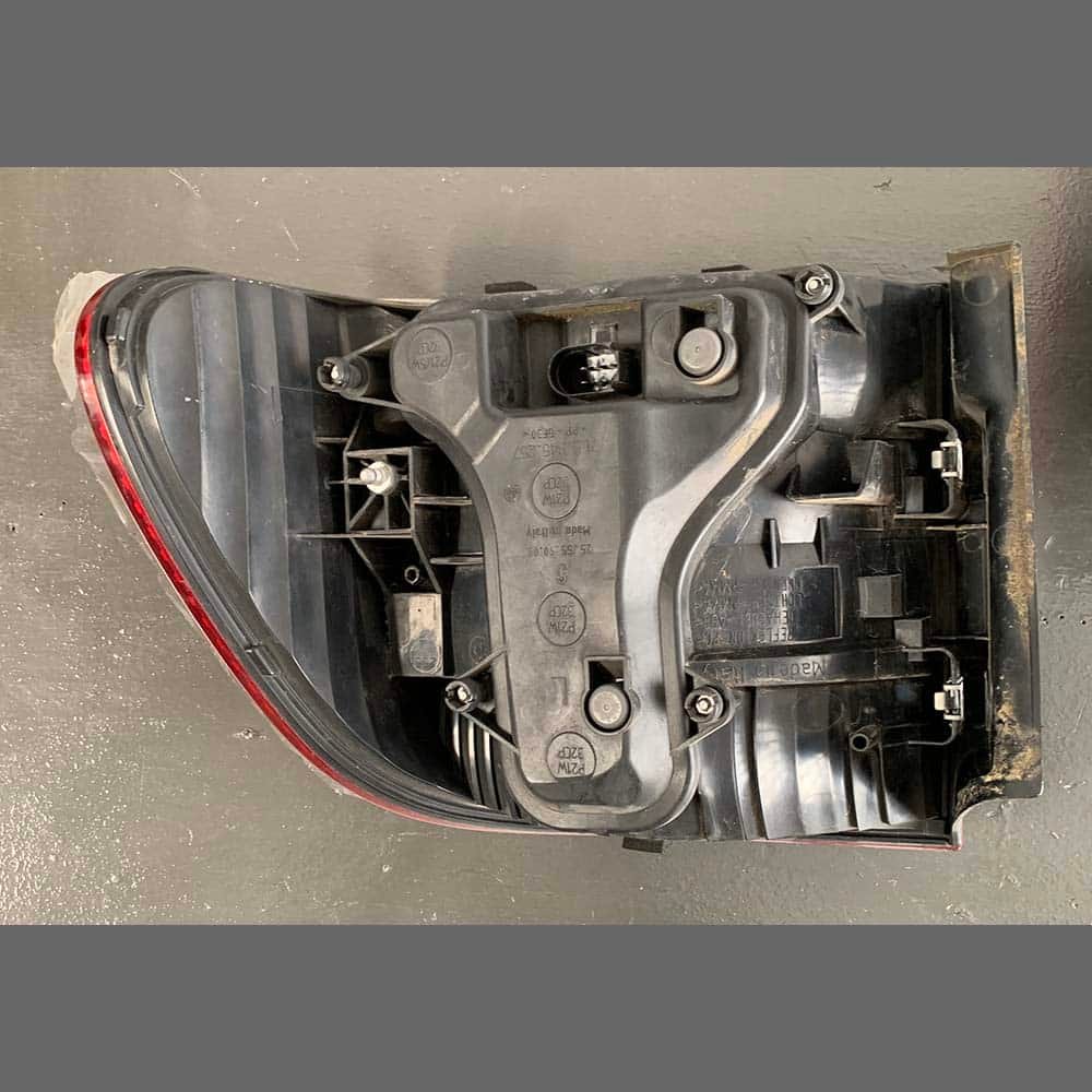 Luz piloto posterior izquierdo Porsche 955. PET: 95563148502. Nuevo - Imagen 2