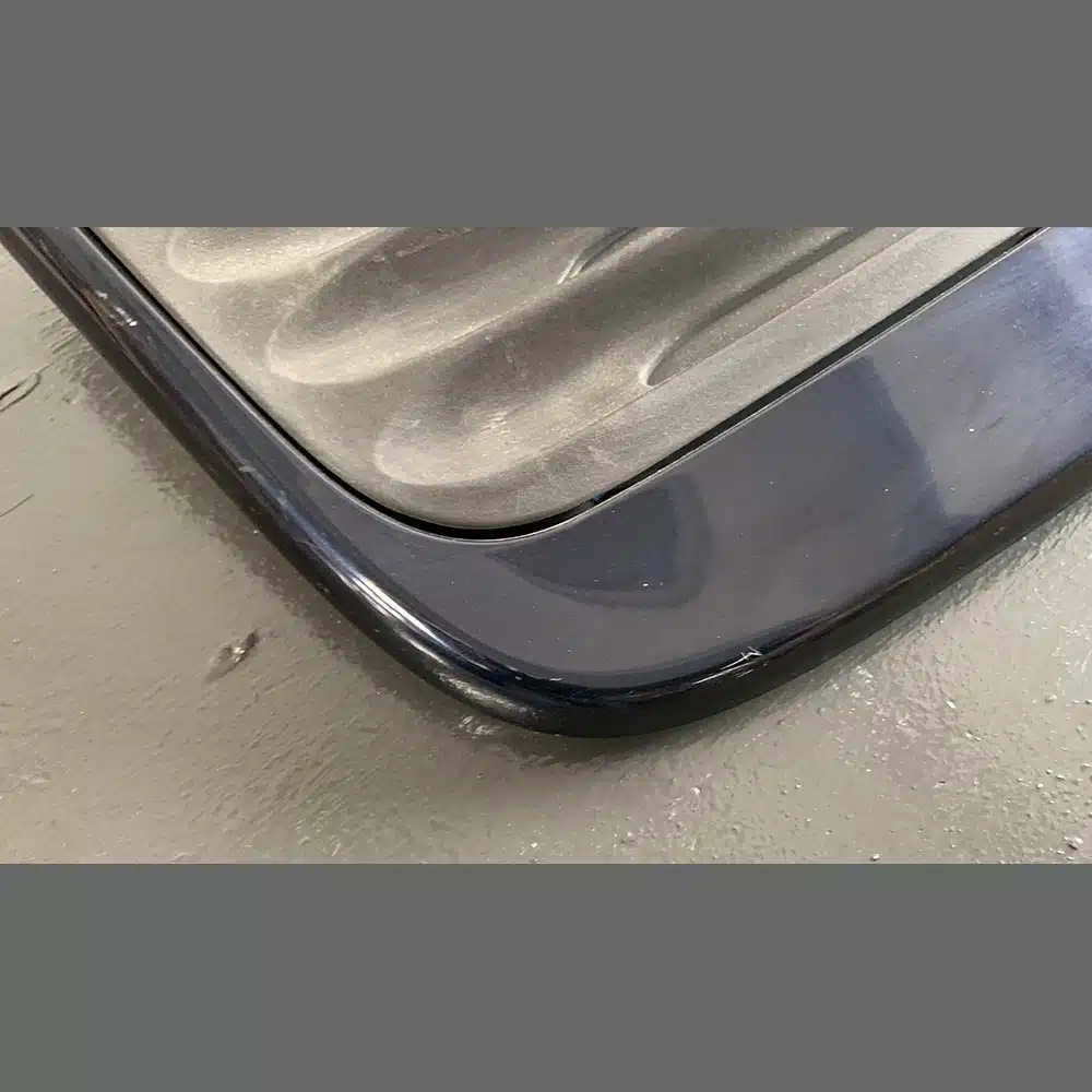 Rear Spoiler with grille Porsche 993 (1994-98). PET: 99351211700. Color Blue - Image 2