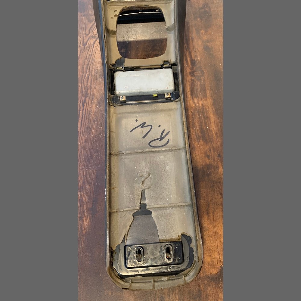 Consola central Porsche 944/944 S2/968. PET: 9445520510105. Color Negro - Imagen 13