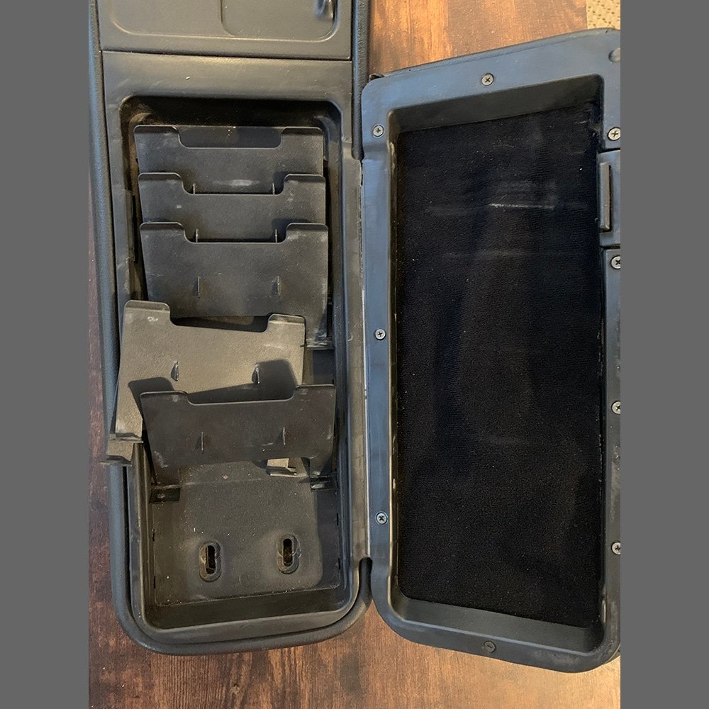 Consola central Porsche 944/944 S2/968. PET: 9445520510105. Color Negro - Imagen 15