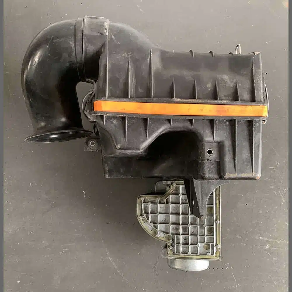 BOSCH air flow meter 0280203023 - PET: 96460605000 and air filter box PET: 96411003005. Porsche 964 - Image 2