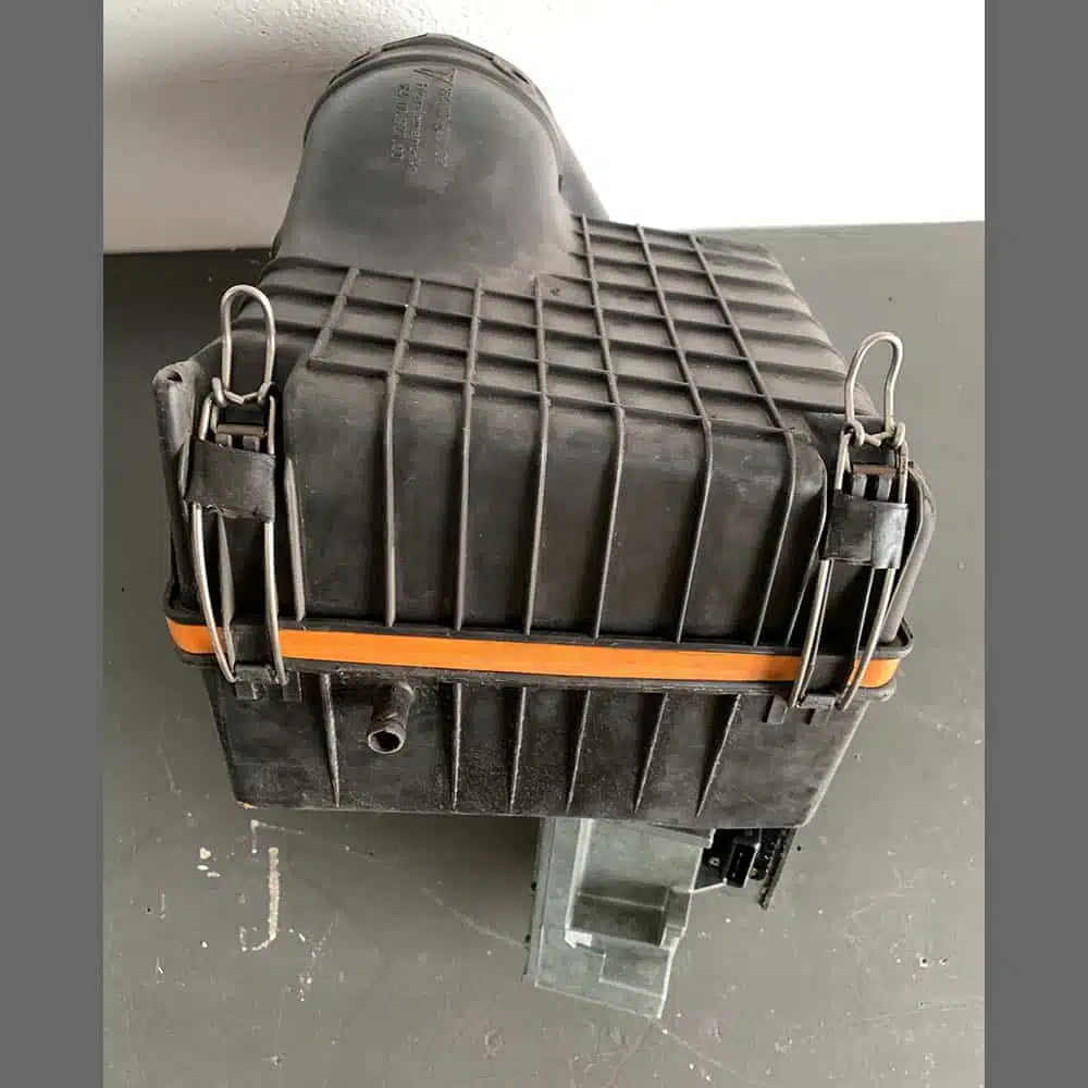 BOSCH air flow meter 0280203023 - PET: 96460605000 and air filter box PET: 96411003005. Porsche 964 - Image 3
