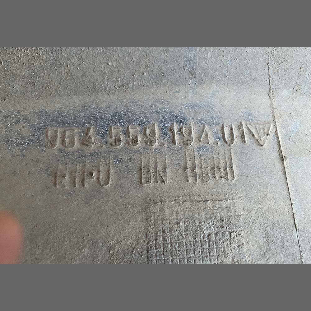 Side sill cover Left & Right for Porsche 964. Red color. PET: 96455919301 / 96455919401 - Image 9