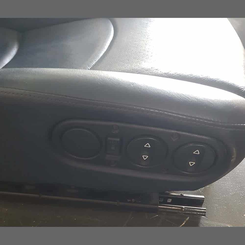 Asientos delanteros eléctricos y calefactables para Porsche 993. Color Azul - Imagen 4