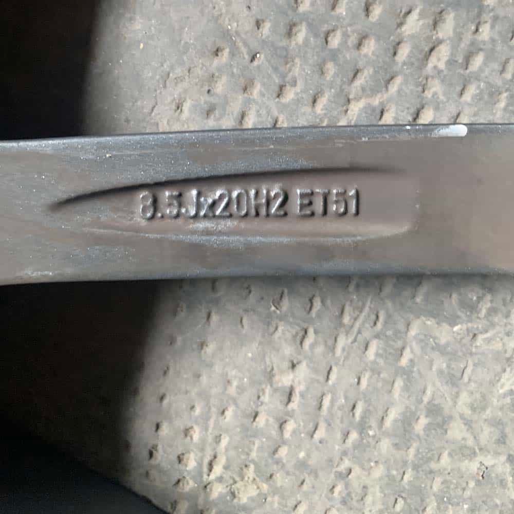 Llantas de 20" Porsche 991 Carrera Classic. Medidas: 8.5Jx20H2 ET51 PET: 99136216130 + 11Jx20H2 ET52 PET: 99136216631 - Imagen 4