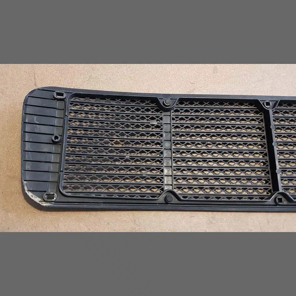 Air intake engine grille Porsche 911 (1974-89). PET: 91155941101 - Image 5