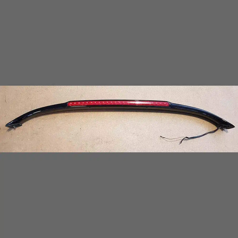 Tercera luz de freno en vano motor Porsche 993
