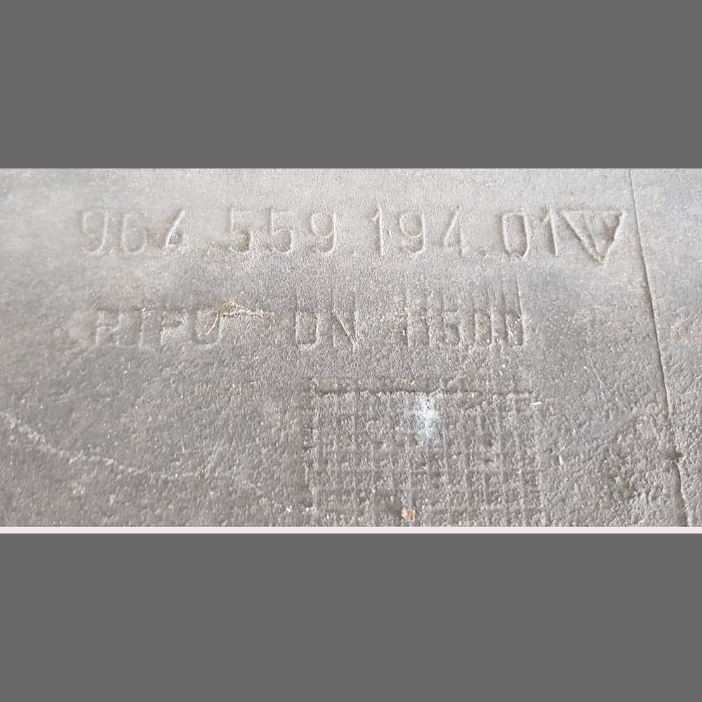 Taloneras laterales Izq. y Dcho. del panel del umbral Porsche 964. Color Gris. PET: 96455919301 / 96455919401 - Imagen 2