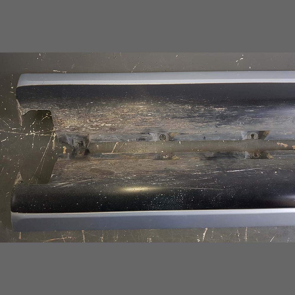 Taloneras laterales Izq. y Dcho. del panel del umbral Porsche 964. Color Gris. PET: 96455919301 / 96455919401 - Imagen 3