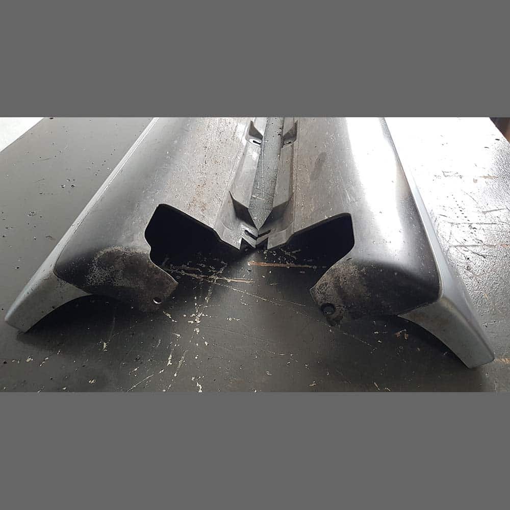 Taloneras laterales Izq. y Dcho. del panel del umbral Porsche 964. Color Gris. PET: 96455919301 / 96455919401 - Imagen 5