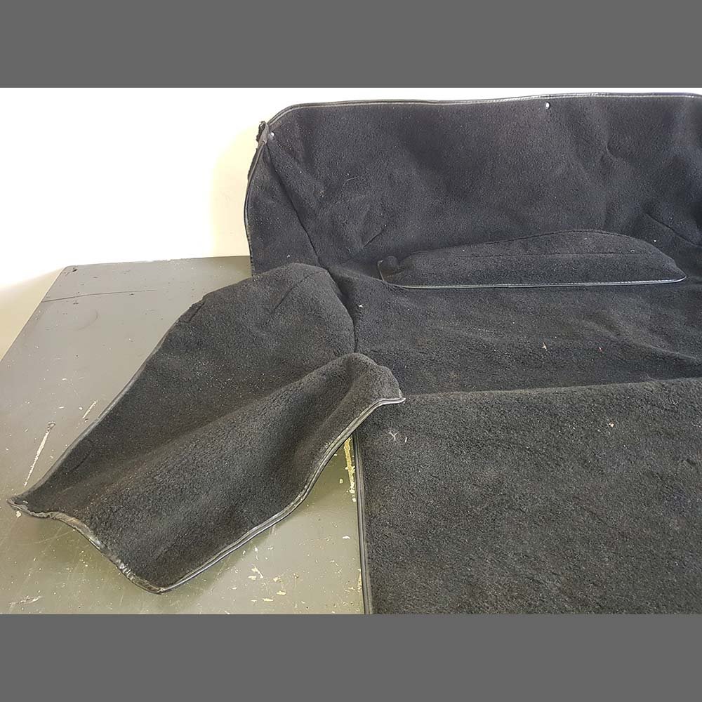 Moqueta de maletero Porsche 993. PET: 993551067035fv. Color negro. - Imagen 2