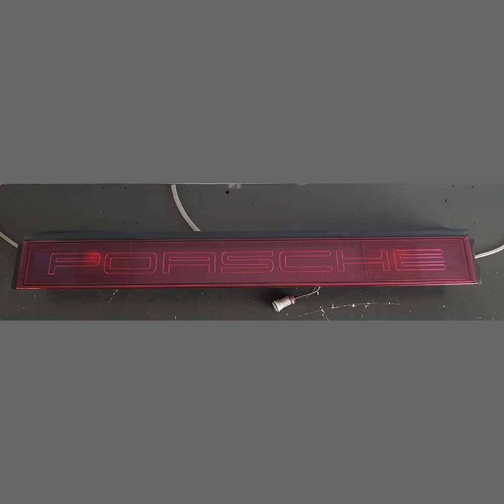 Rear Reflector (Center tail light) Porsche 964 (1989-94). PET: 96463115901 / 96463115900. Flawless. - Image 7