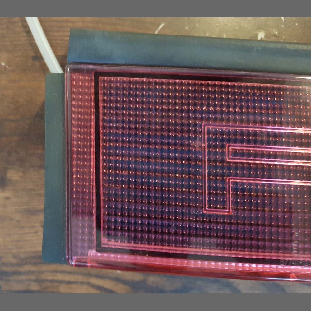 Reflector trasero Porsche 964 (1989-94). PET: 96463115901 / 96463115900. Impecable. - Imagen 3