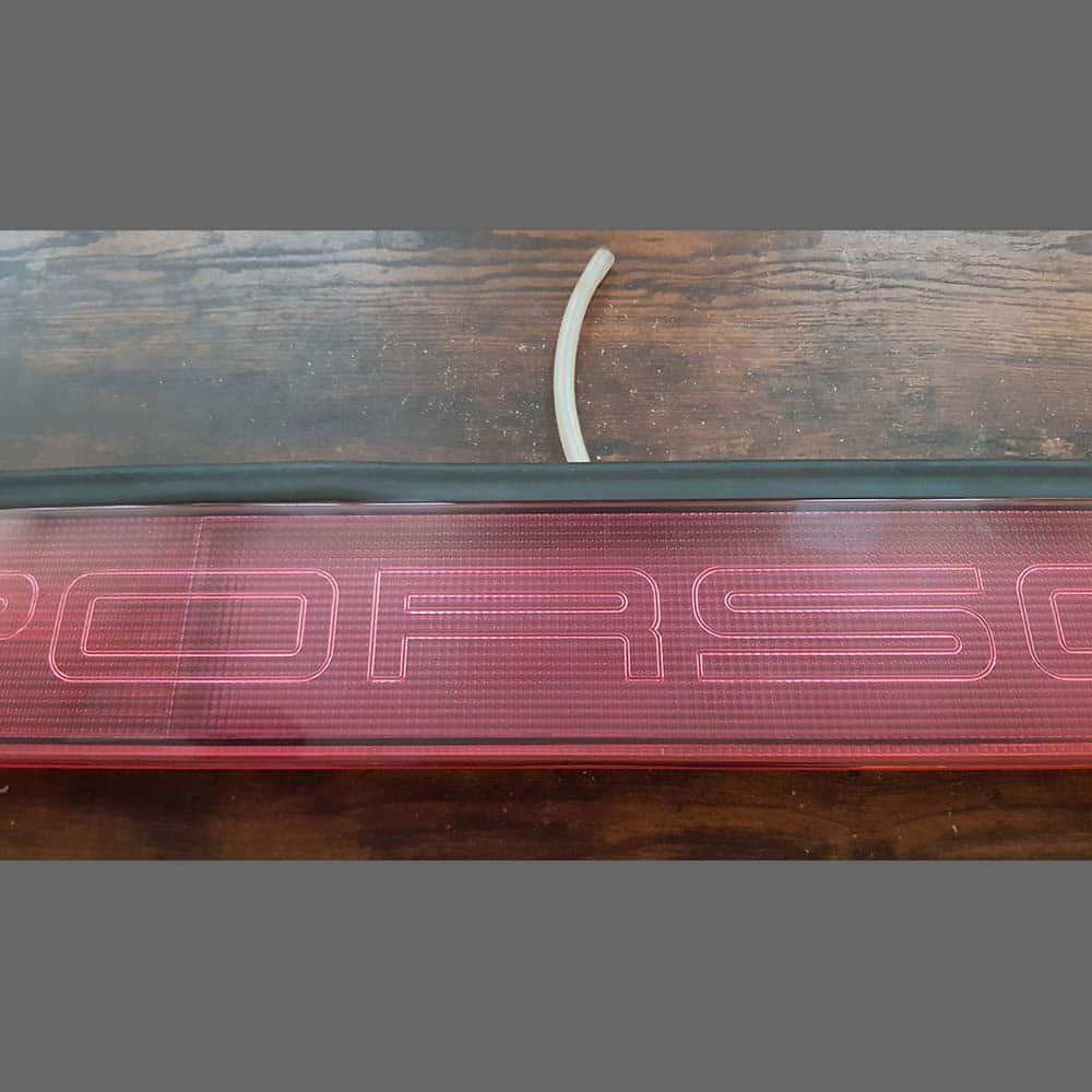 Reflector trasero Porsche 964 (1989-94). PET: 96463115901 / 96463115900. Impecable. - Imagen 5