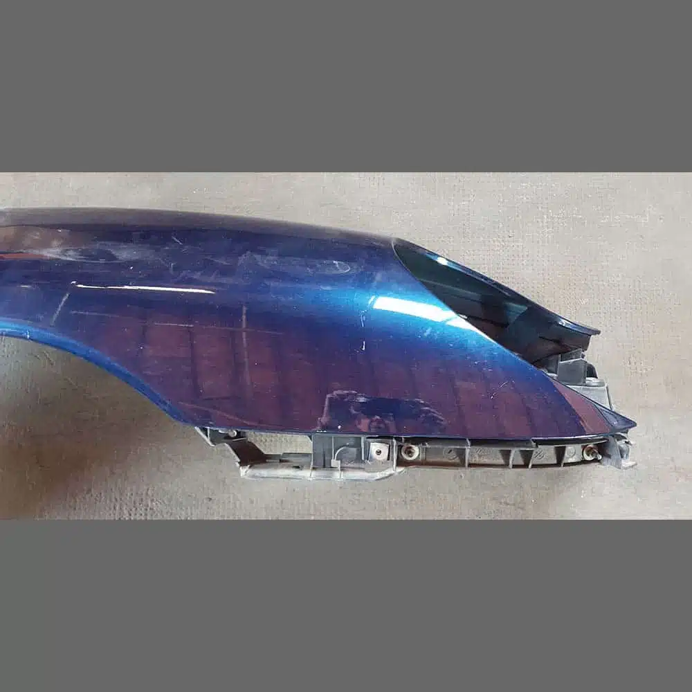 Aletas delanteras izquierda y derecha Porsche 996/986 MK1 con soportes recepción faro delantero. PET: 99650303101GRV / 99650303204GRV. Color Azul - Imagen 4