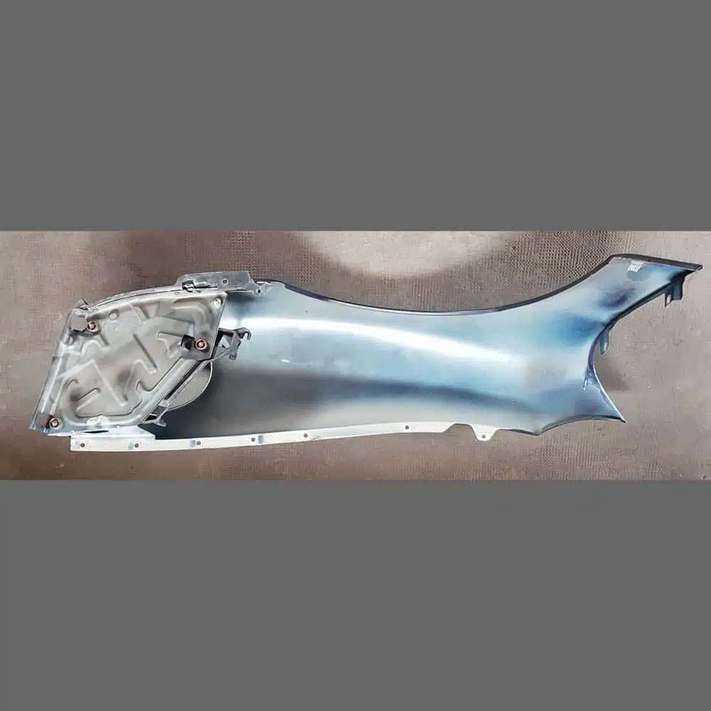 Aletas delanteras izquierda y derecha Porsche 996/986 MK1 con soportes recepción faro delantero. PET: 99650303101GRV / 99650303204GRV. Color Azul - Imagen 19
