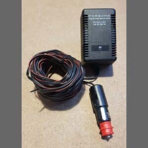 Cargador de batería 12 V de red a encendedor de cigarrillos