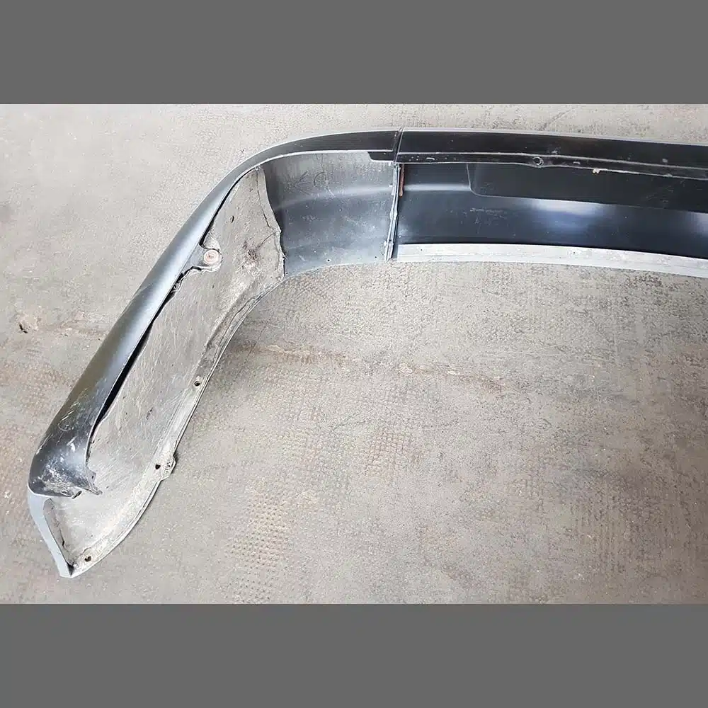 Parachoques trasero Porsche 964. PET: 96450512300 / 96450516300 / 96450516400. Color Gris - Imagen 9