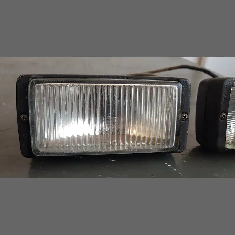 Fog Lights Porsche 911/930/944. (1974-89). Genuine Bosch . PET: 91163120603 - Image 2