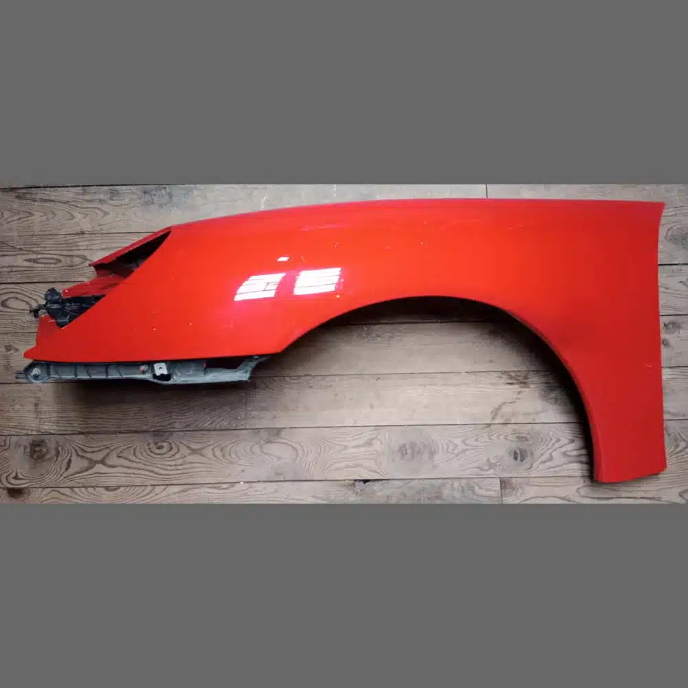 Aleta delantera derecha Porsche 996 color rojo