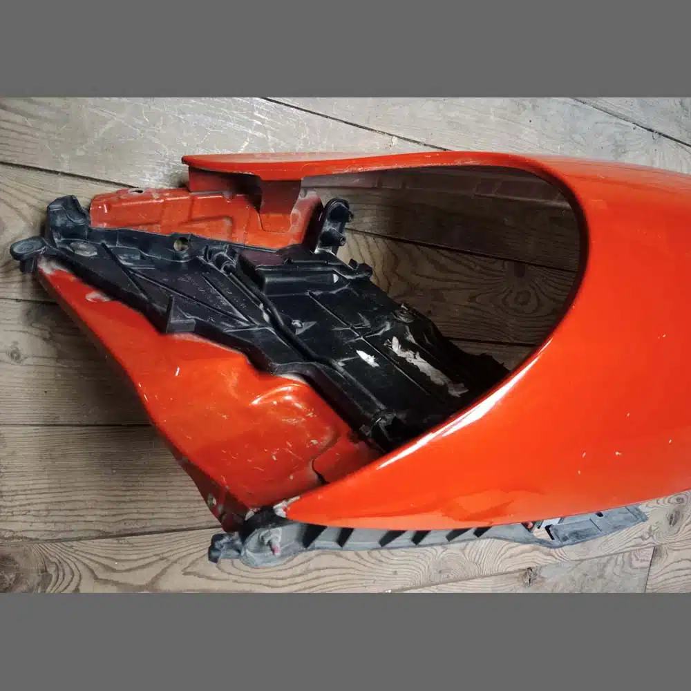 Front wing, Left side, for Porsche 996/986 MK2 with headlight reception support. PET:. PET: 99650303101GRV. Color Rojo. - Image 2