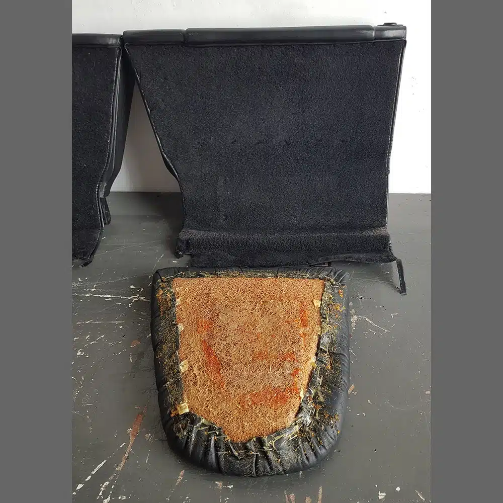 Rear seats with locking button for Porsche 964 in Genuine Black Leather. PET: 96452201709 / 96452201809 - Image 15