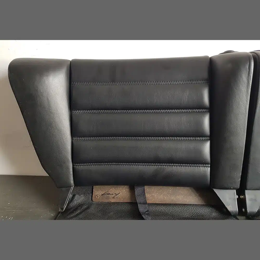Rear seats with locking button for Porsche 964 in Genuine Black Leather. PET: 96452201709 / 96452201809 - Image 5