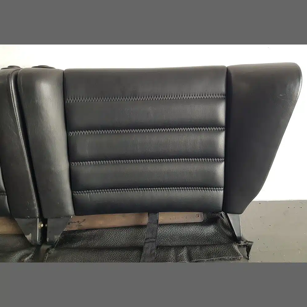 Rear seats with locking button for Porsche 964 in Genuine Black Leather. PET: 96452201709 / 96452201809 - Image 8