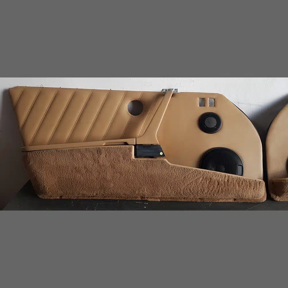 Inner door panels for Porsche 911/964. PET: 911555031 Left and PET: 911555032 Right. Leatherette. Cashmere beige color - Image 2