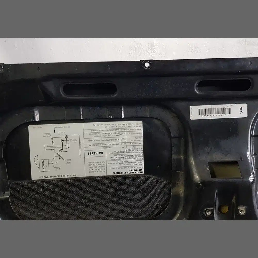 Tapa motor Porsche 964 Carrera 2/4 (1989-1994). PET: 96451201001. Color Negro - Imagen 11